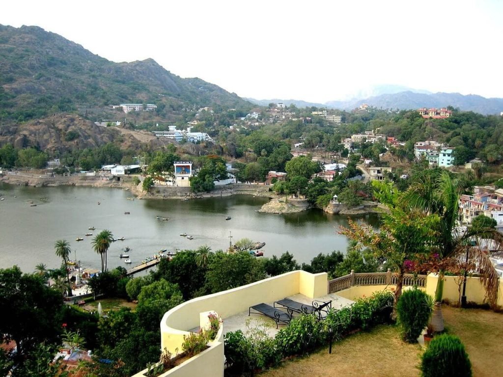 10 Exciting Places to Visit India in July Mount Abu 1024x768